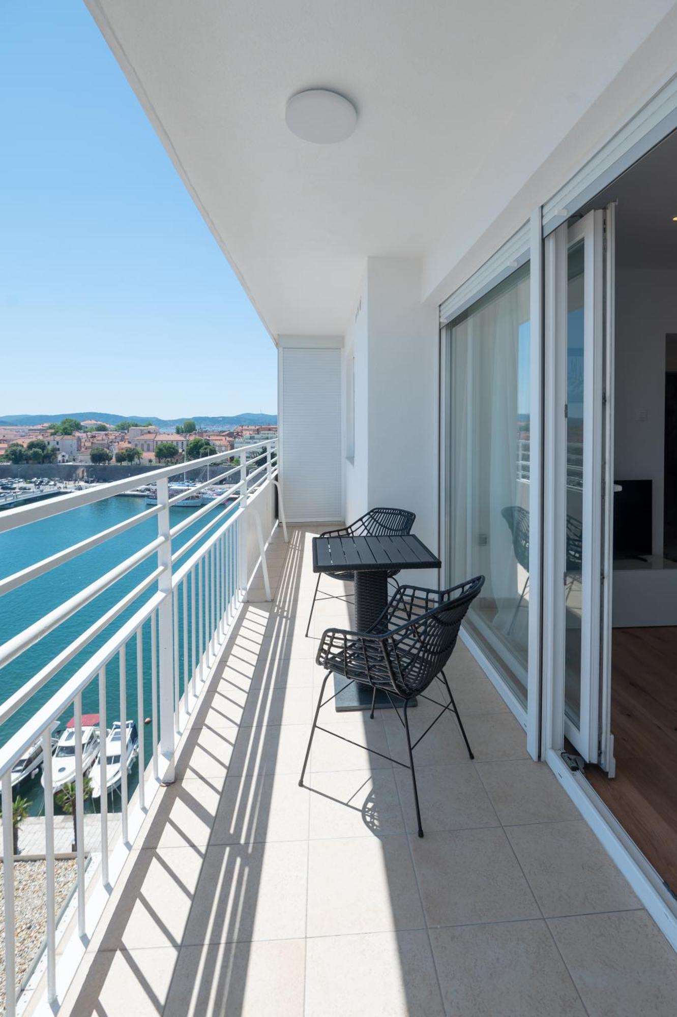 Sea View Mia Just Renovated Appartement *