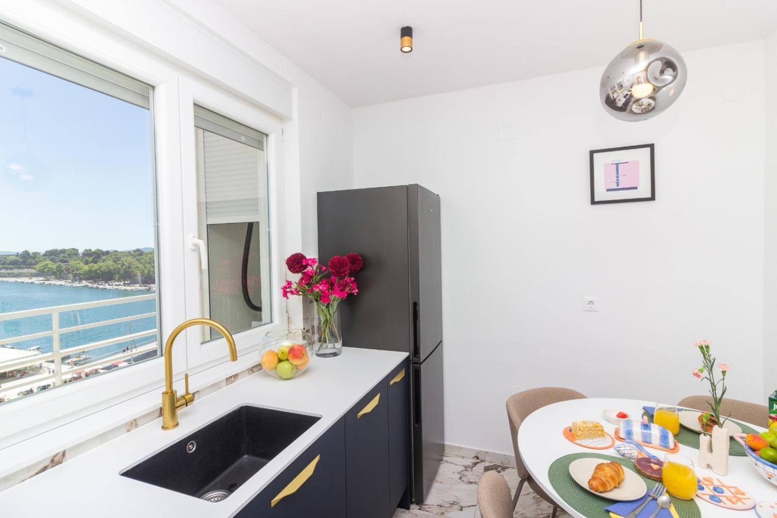 Sea View Mia Just Renovated
