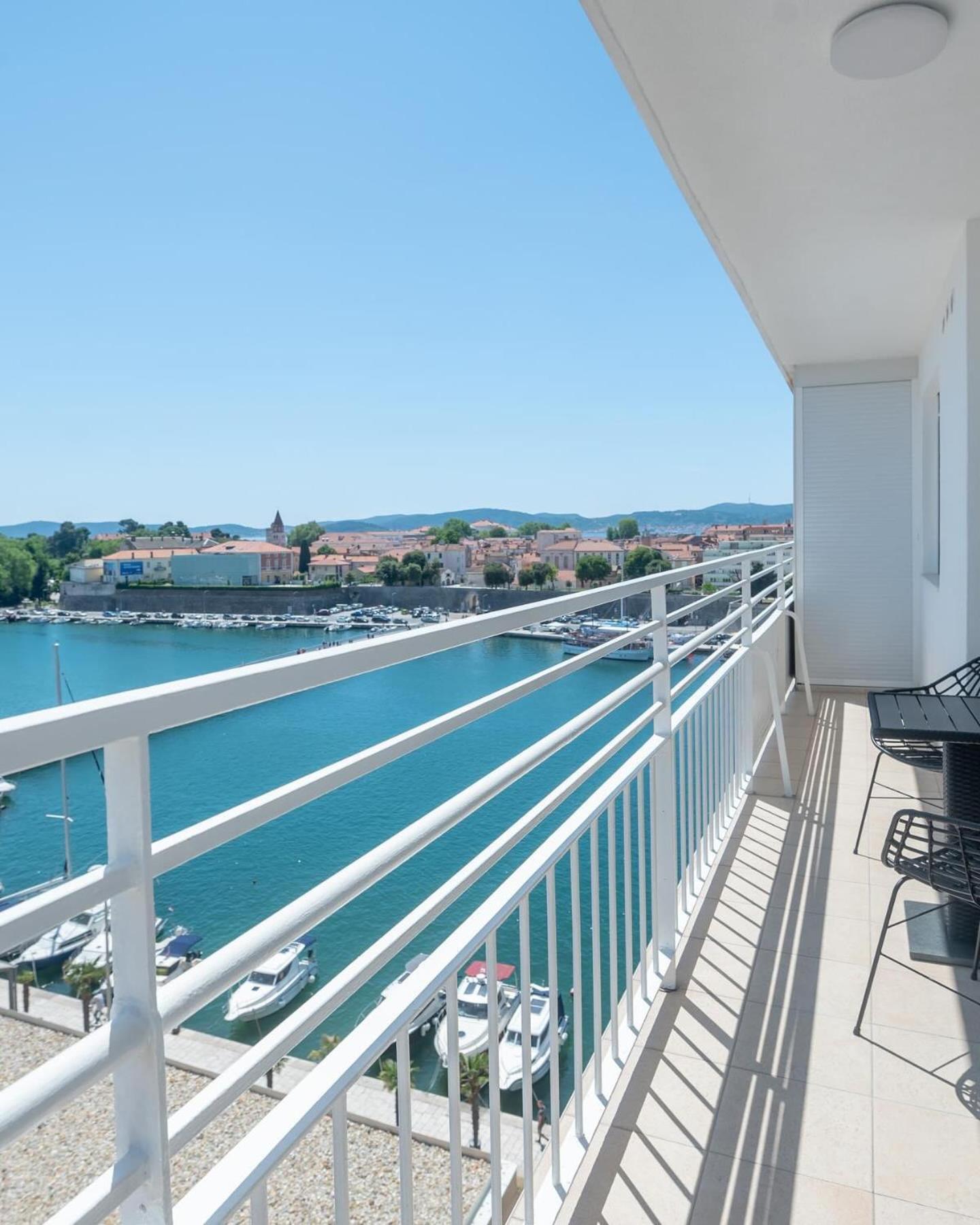 Appartement Sea View Mia Just Renovated Zadar